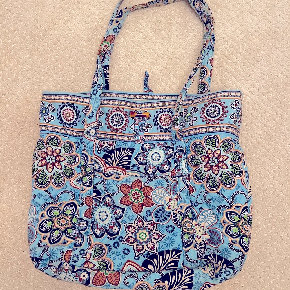 Vera Bradley tote